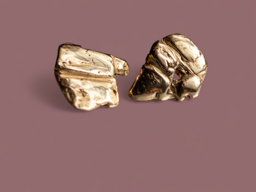 Treasure studs