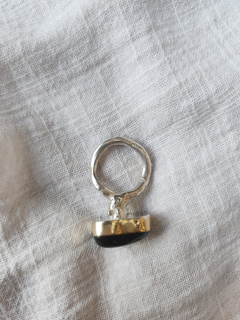 Statement Onyx gold bezel ring
